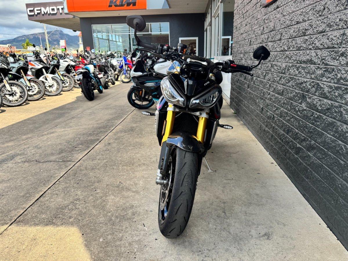 2021 TRIUMPH STREET TRIPLE RS ROAD