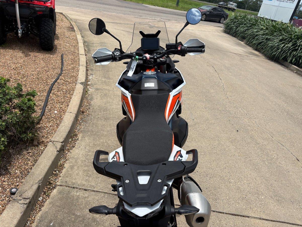 2025 KTM 890 ADVENTURE R DUAL SPORTS