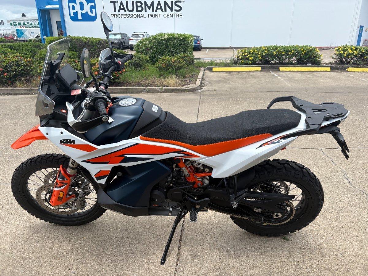 2025 KTM 890 ADVENTURE R DUAL SPORTS