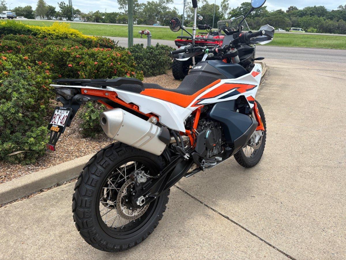 2025 KTM 890 ADVENTURE R DUAL SPORTS