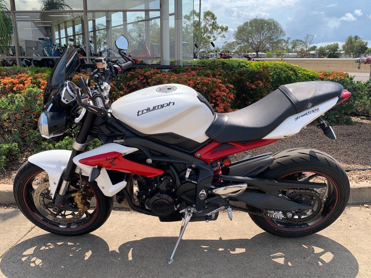 2013 TRIUMPH STREET TRIPLE R (NON ABS) ROAD