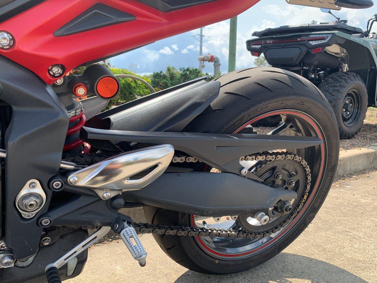 2013 TRIUMPH STREET TRIPLE R (NON ABS) ROAD
