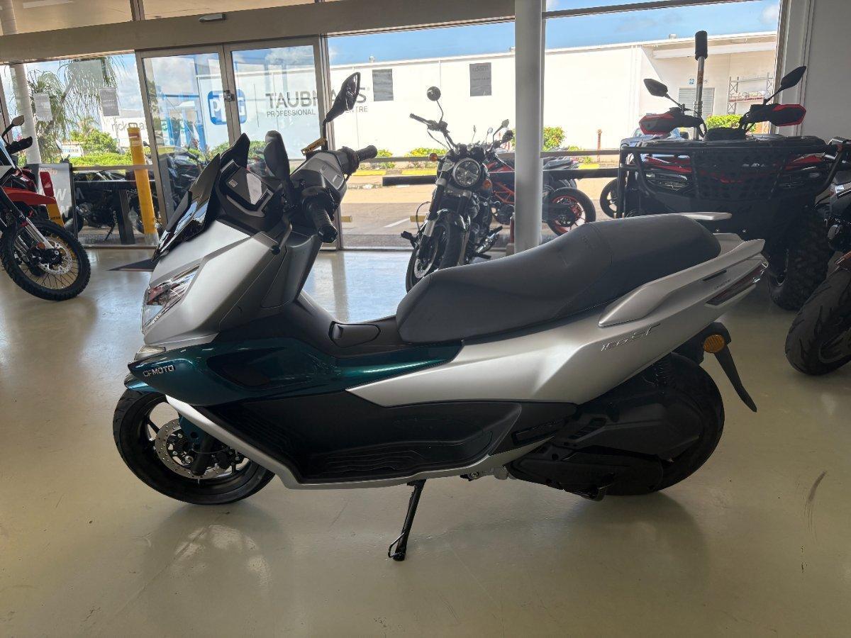 2025 CF MOTO 150 SC SCOOTER
