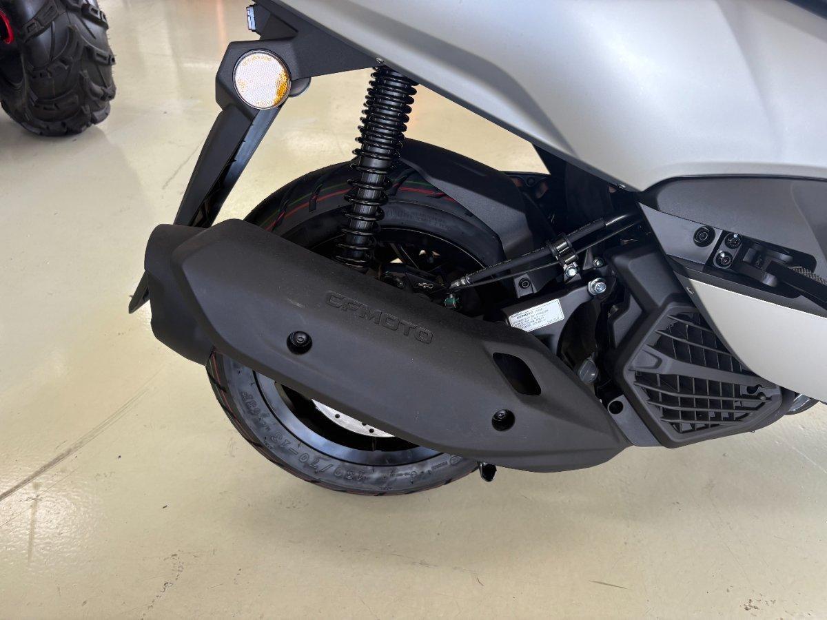 2025 CF MOTO 150 SC SCOOTER