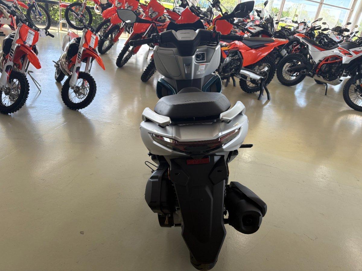2025 CF MOTO 150 SC SCOOTER