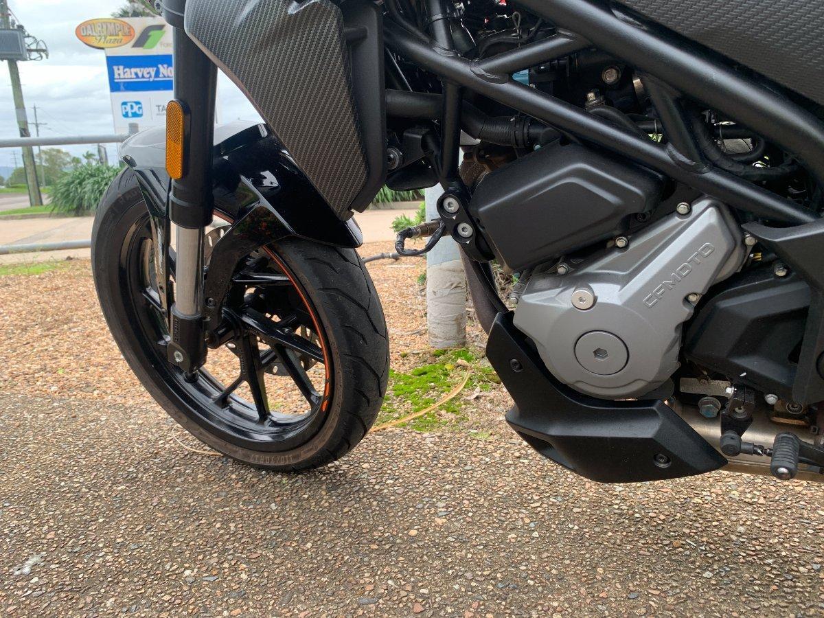2023 CF MOTO 300 NK ABS ROAD