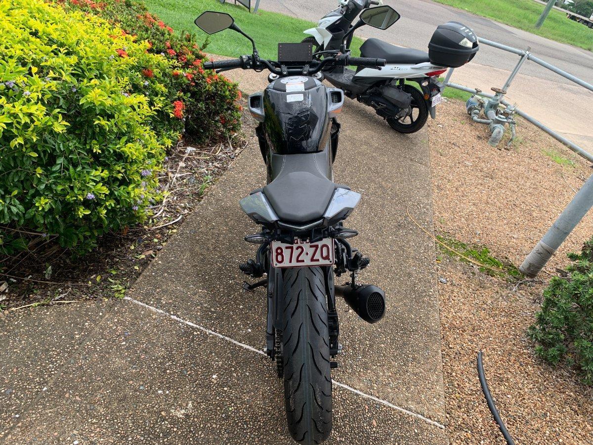 2023 CF MOTO 300 NK ABS ROAD