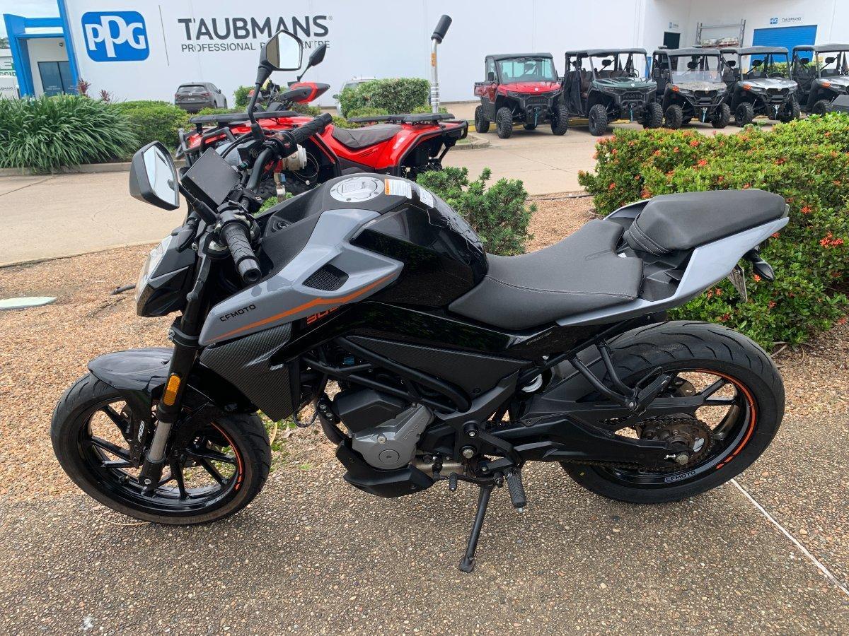 2023 CF MOTO 300 NK ABS ROAD