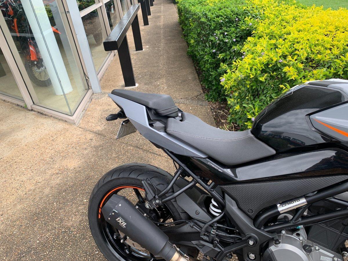 2023 CF MOTO 300 NK ABS ROAD