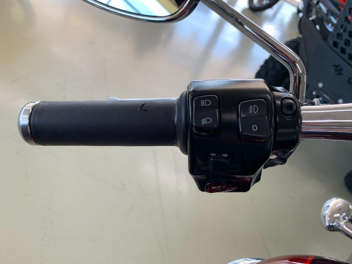2015 TRIUMPH THUNDERBIRD COMMANDER CRUISER