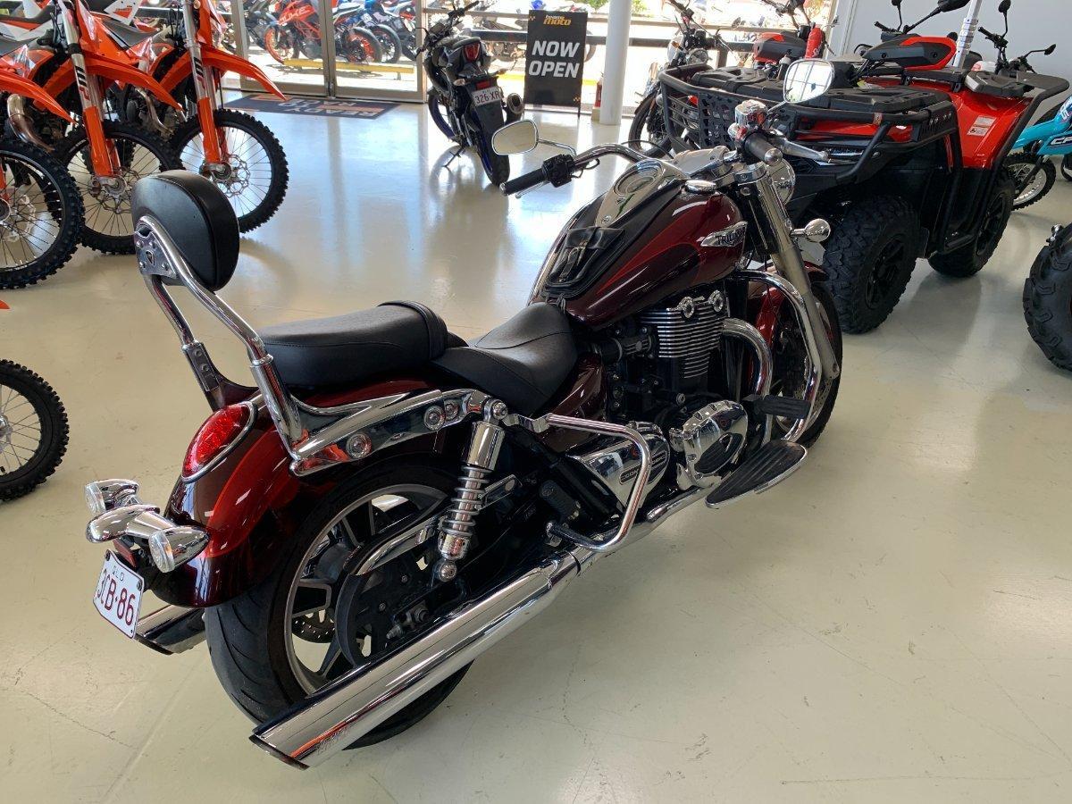 2015 TRIUMPH THUNDERBIRD COMMANDER CRUISER