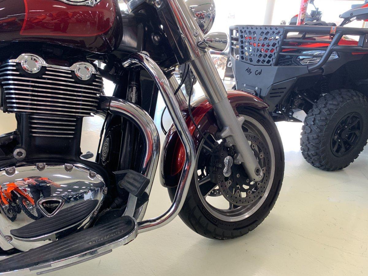 2015 TRIUMPH THUNDERBIRD COMMANDER CRUISER