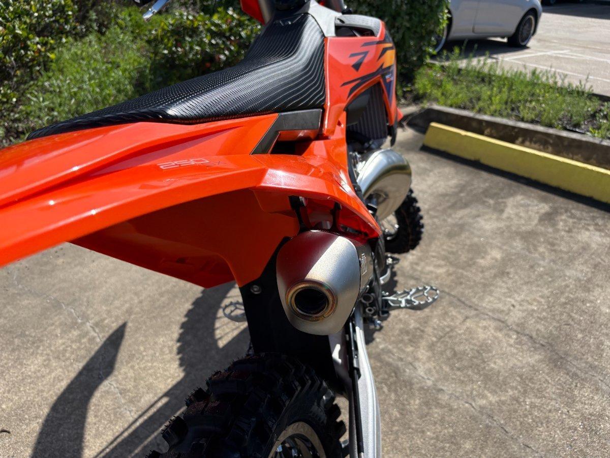 2025 KTM 250 SX MOTOCROSS