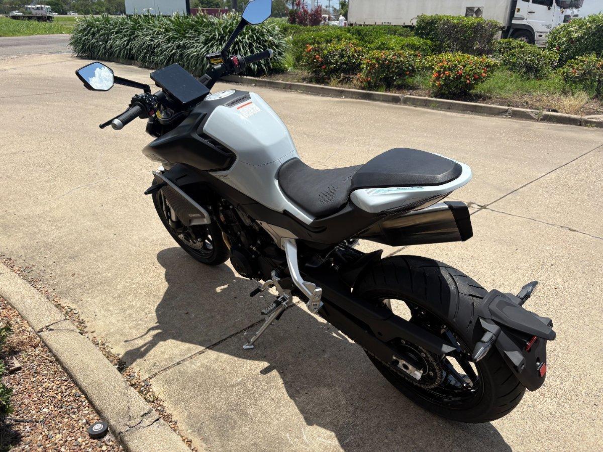 2025 CF MOTO 800 NK ADVANCE DUAL SPORTS