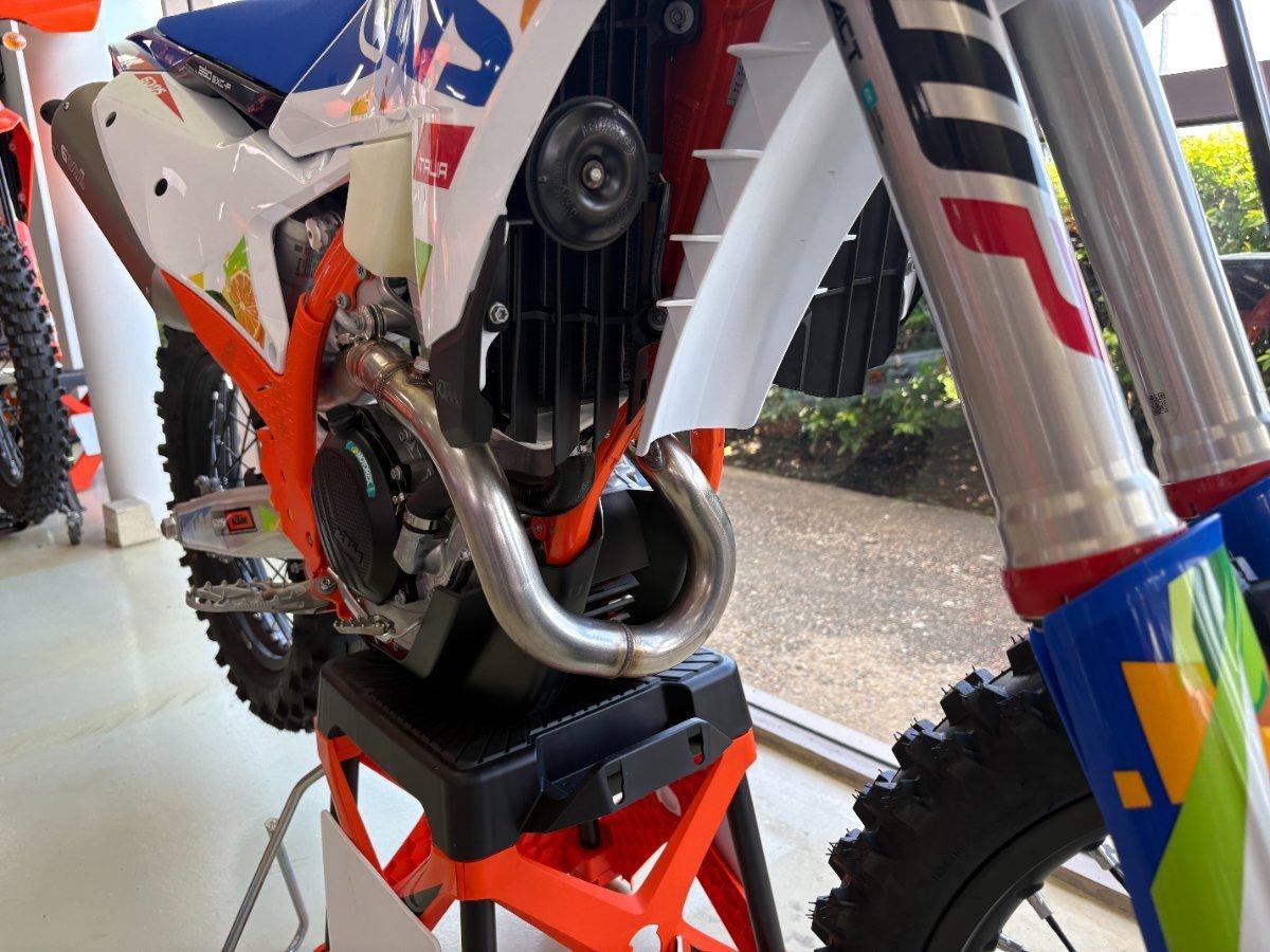 2026 KTM 350 EXC-F SIX DAYS ENDURO