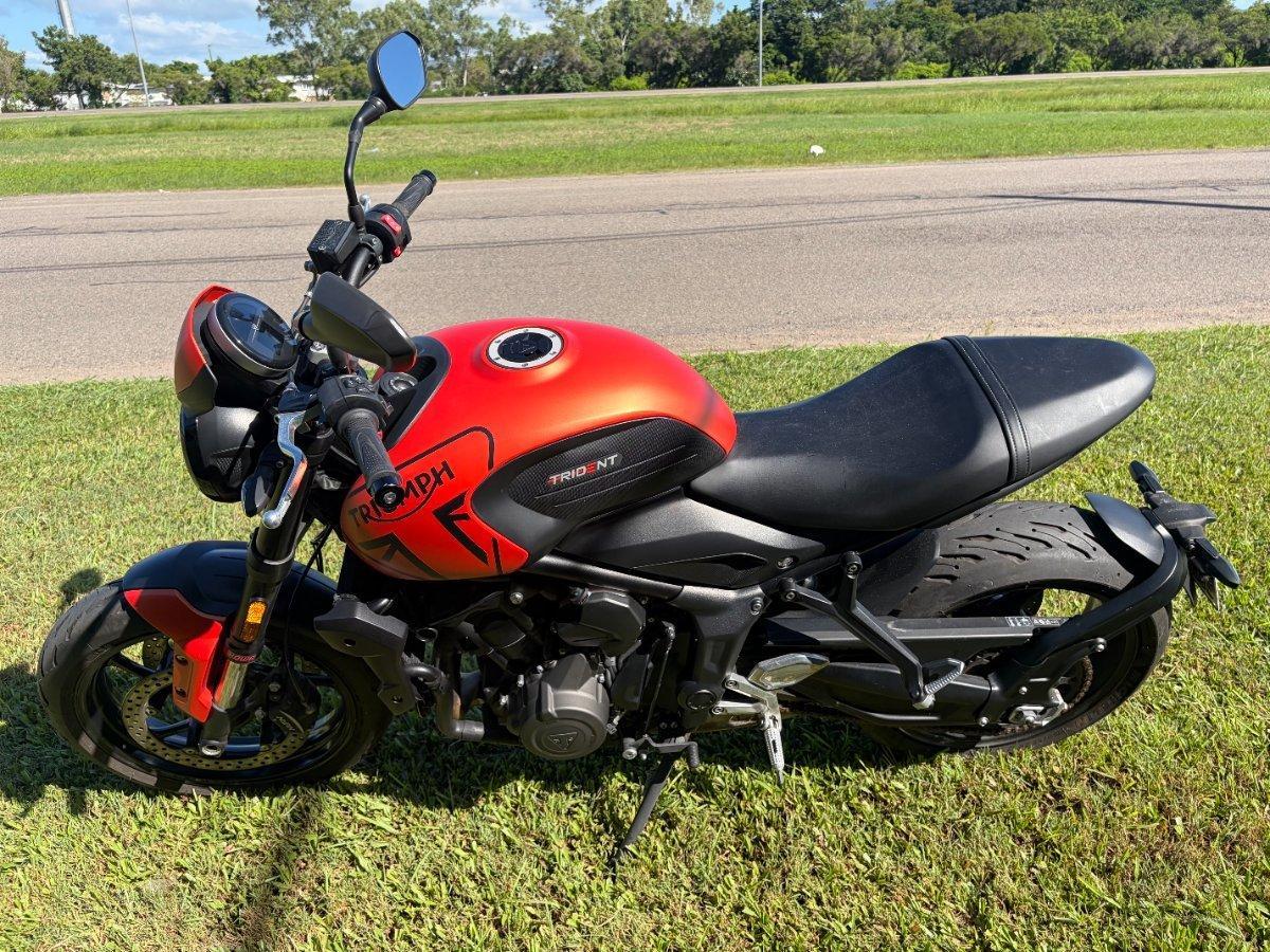 2023 TRIUMPH TRIDENT 660 ROAD