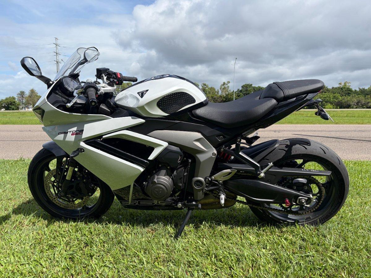 2024 TRIUMPH DAYTONA 660 ROAD