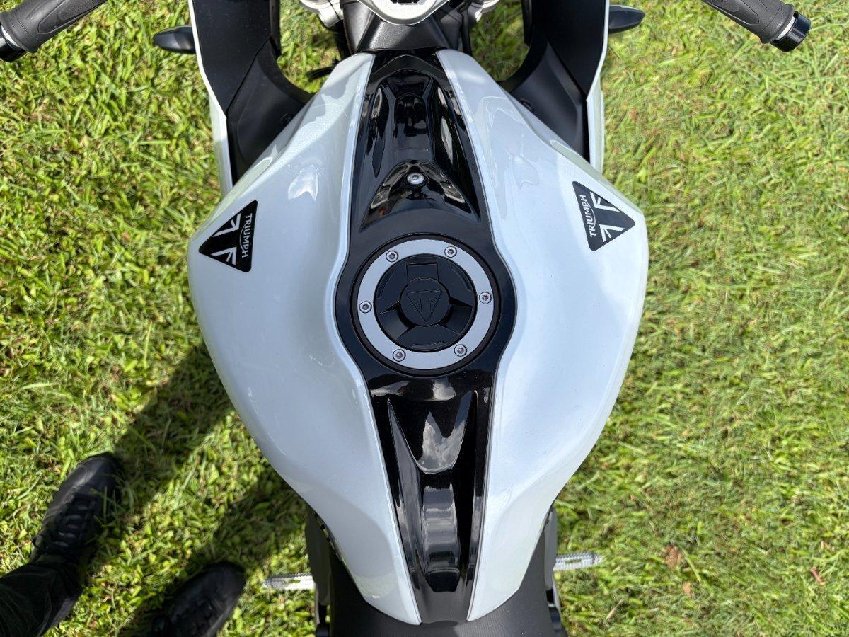 2024 TRIUMPH DAYTONA 660 ROAD