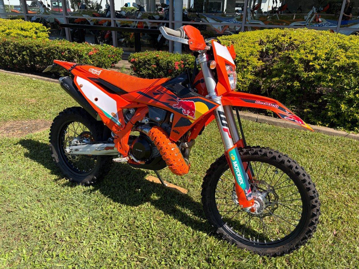 2025 KTM 300 EXC CHAMPIONS EDITION ENDURO