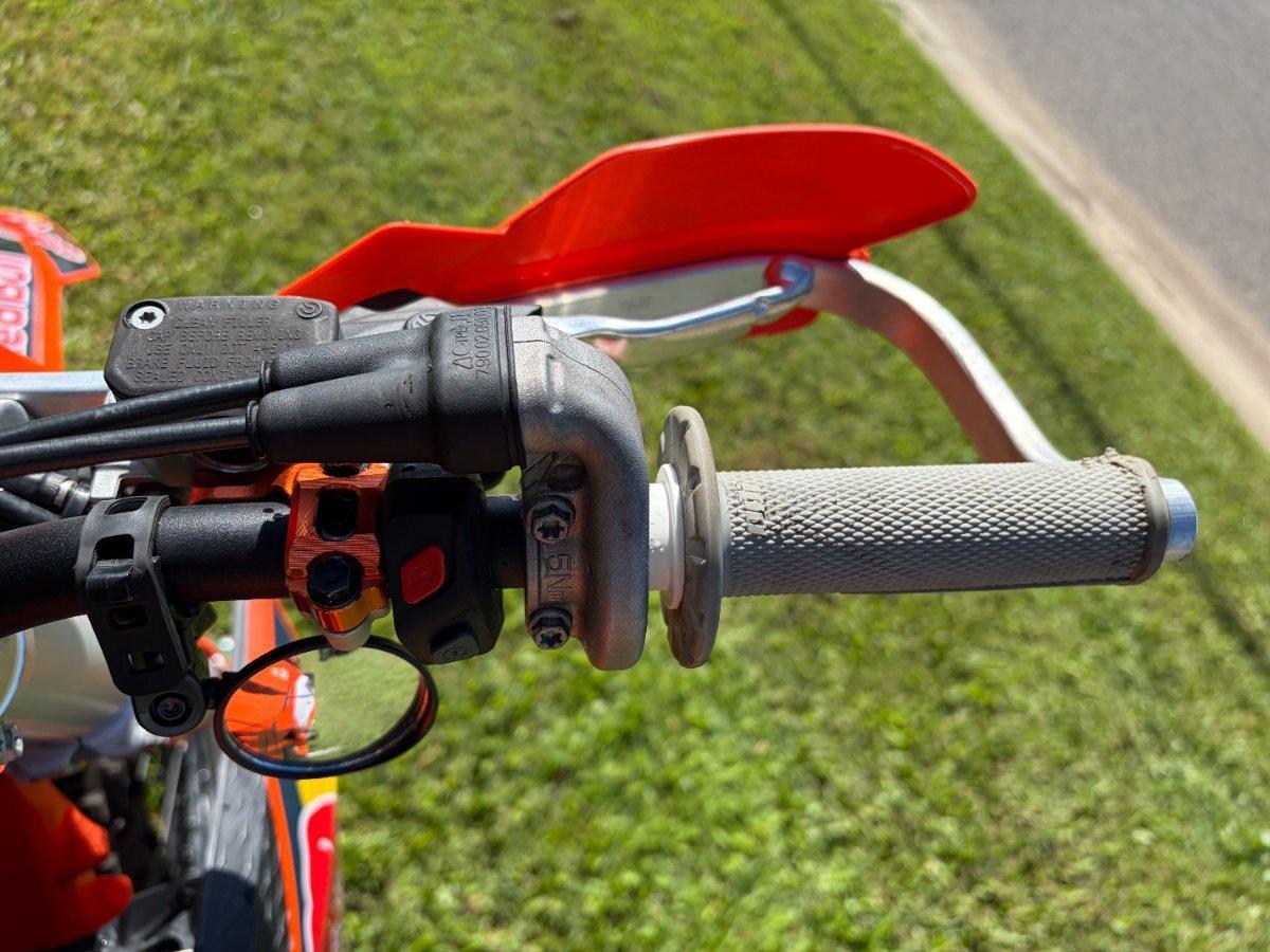 2025 KTM 300 EXC CHAMPIONS EDITION ENDURO