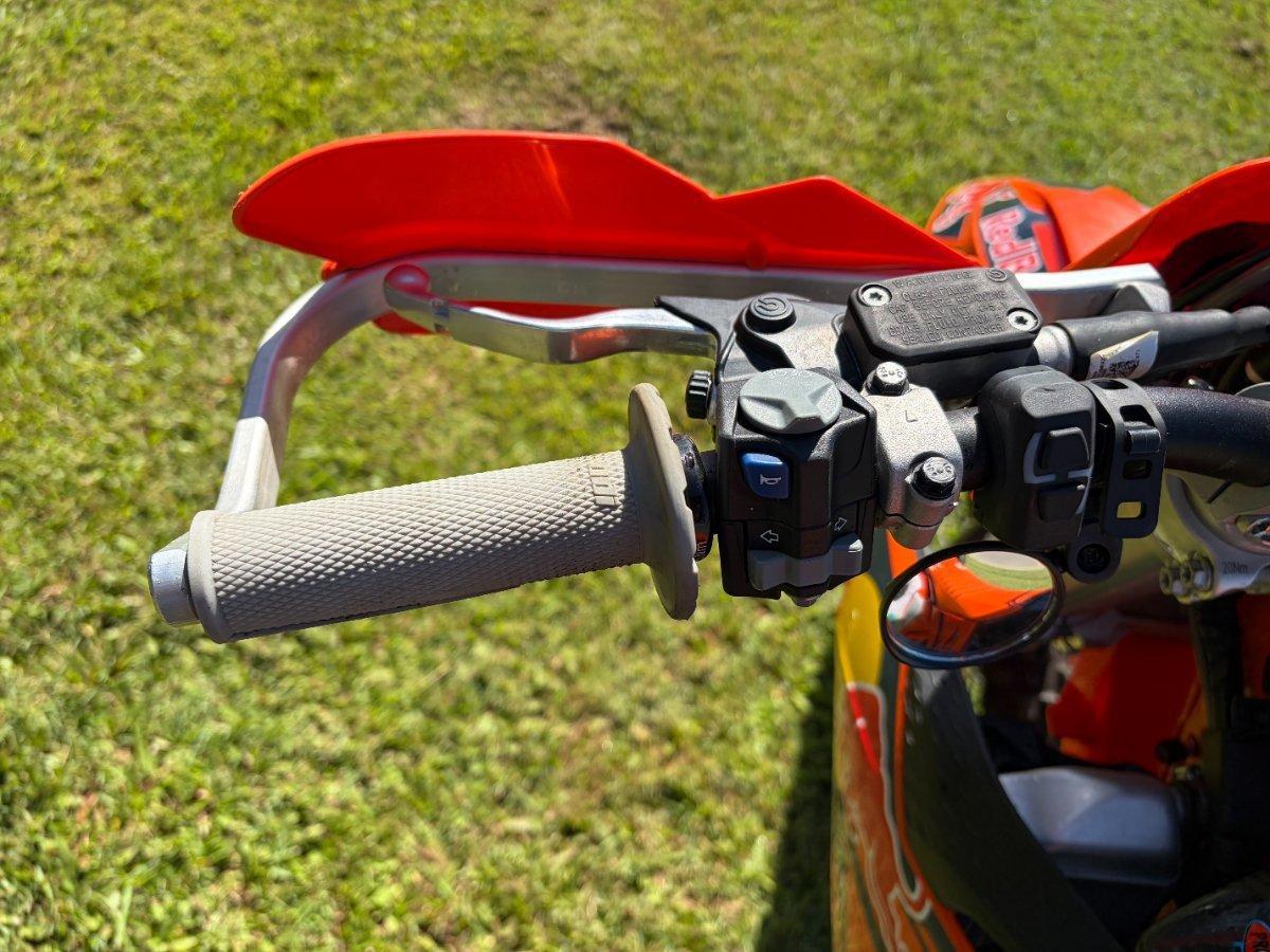 2025 KTM 300 EXC CHAMPIONS EDITION ENDURO