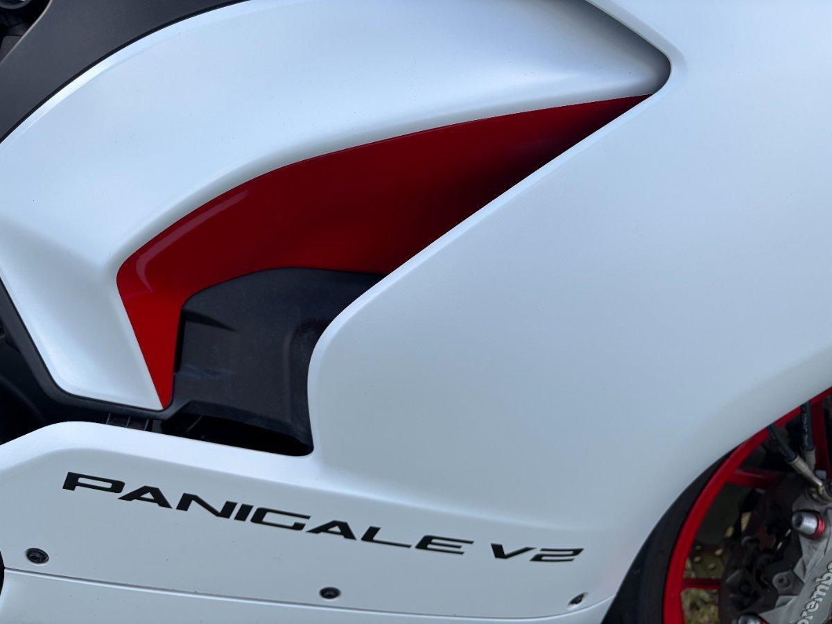 2023 DUCATI PANIGALE V2 SPORTS