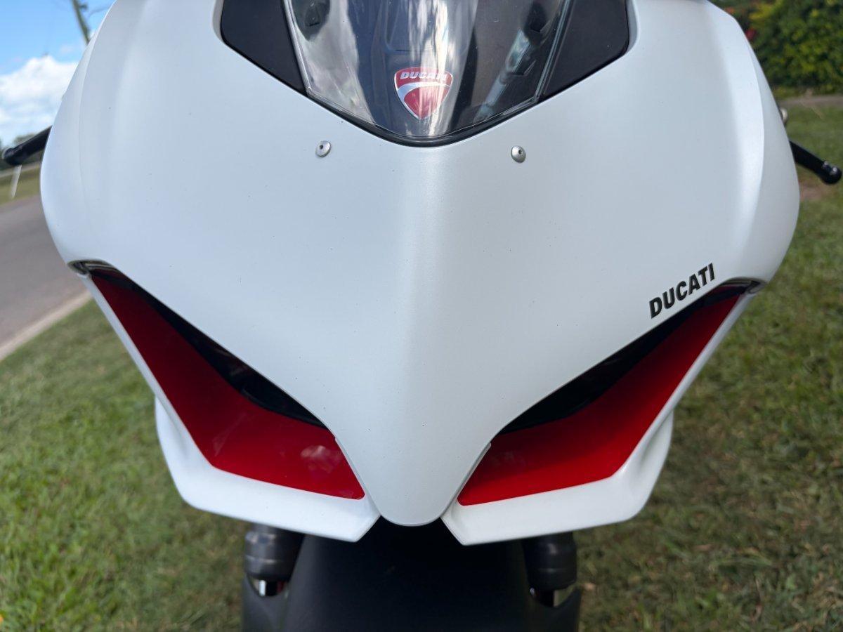 2023 DUCATI PANIGALE V2 SPORTS