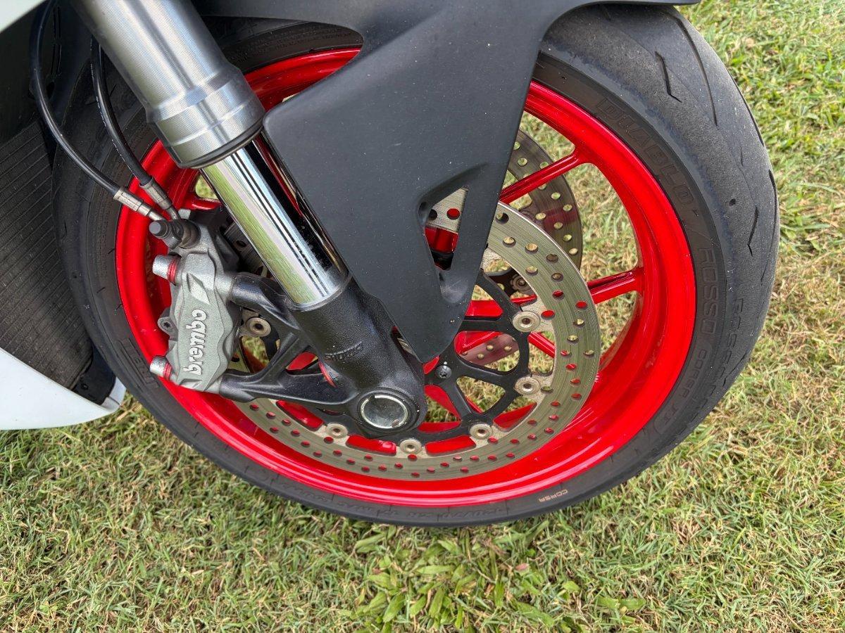 2023 DUCATI PANIGALE V2 SPORTS