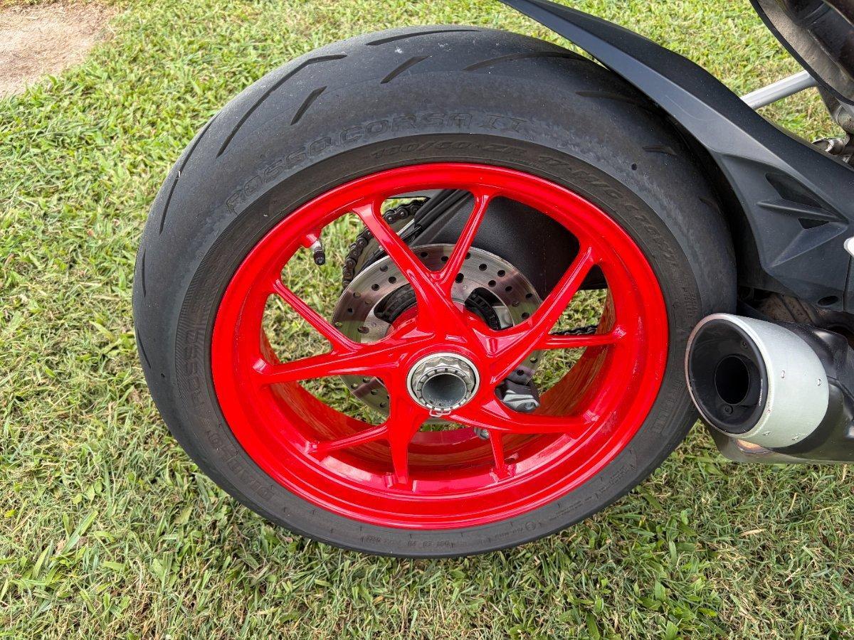 2023 DUCATI PANIGALE V2 SPORTS