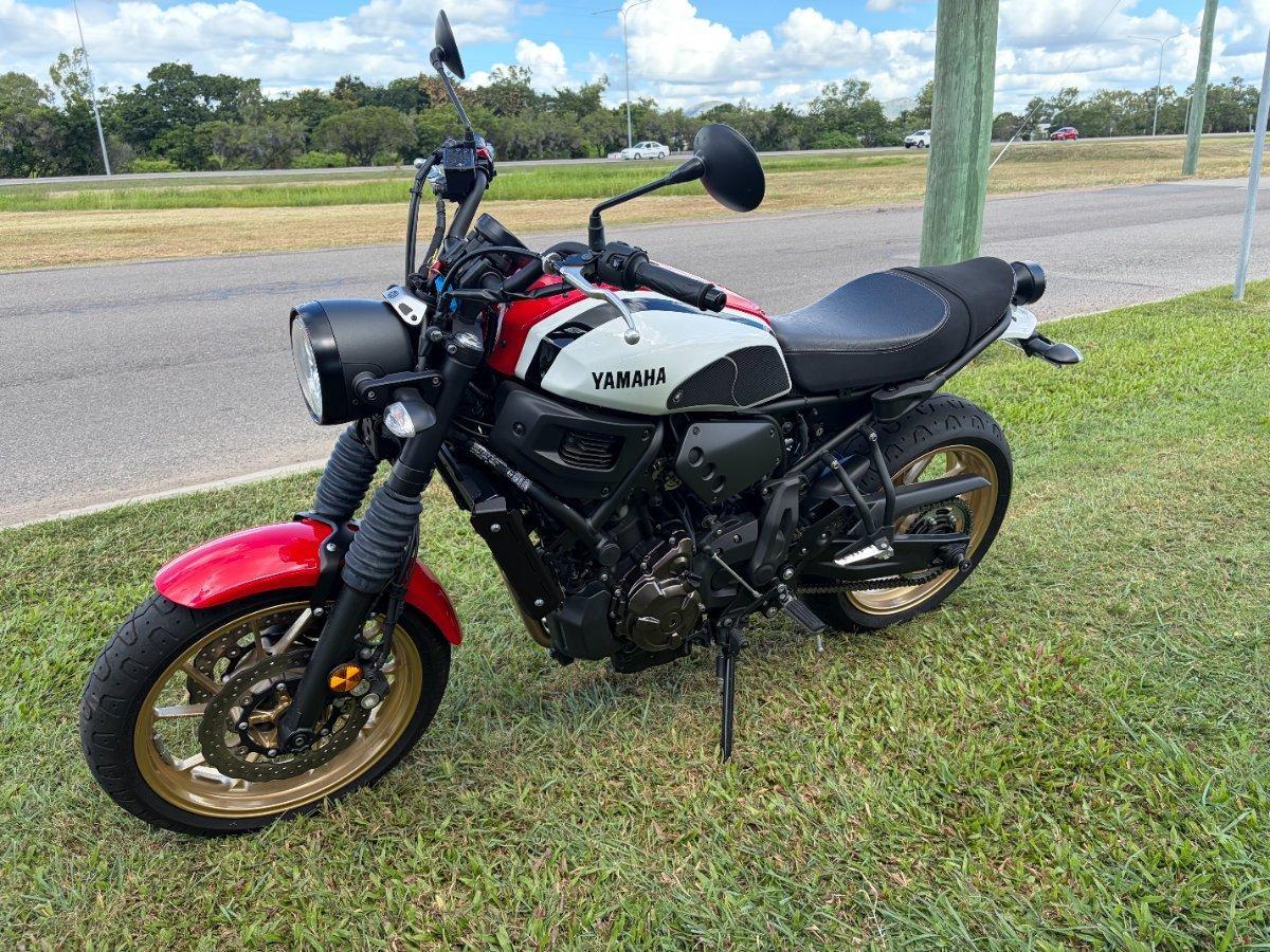 2021 YAMAHA XSR700 ROAD