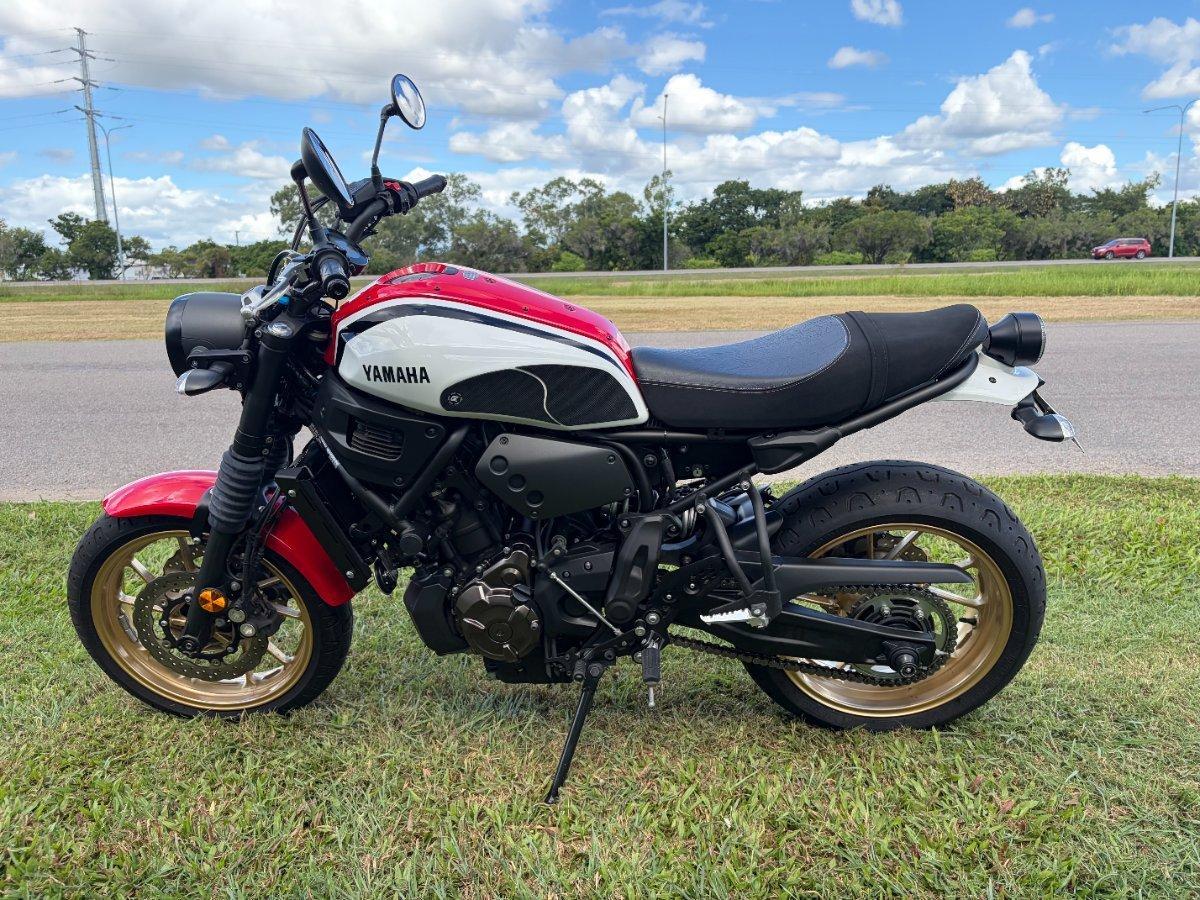 2021 YAMAHA XSR700 ROAD