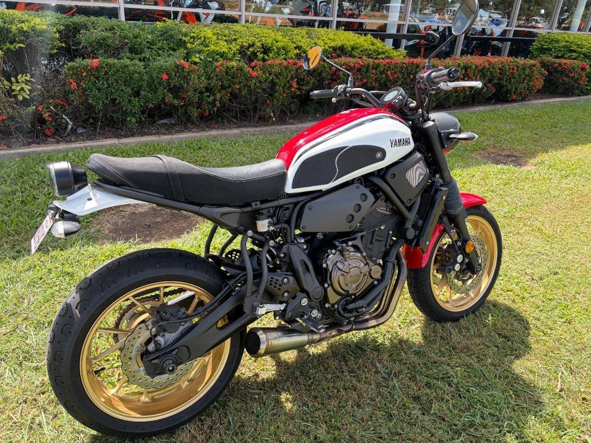 2021 YAMAHA XSR700 ROAD