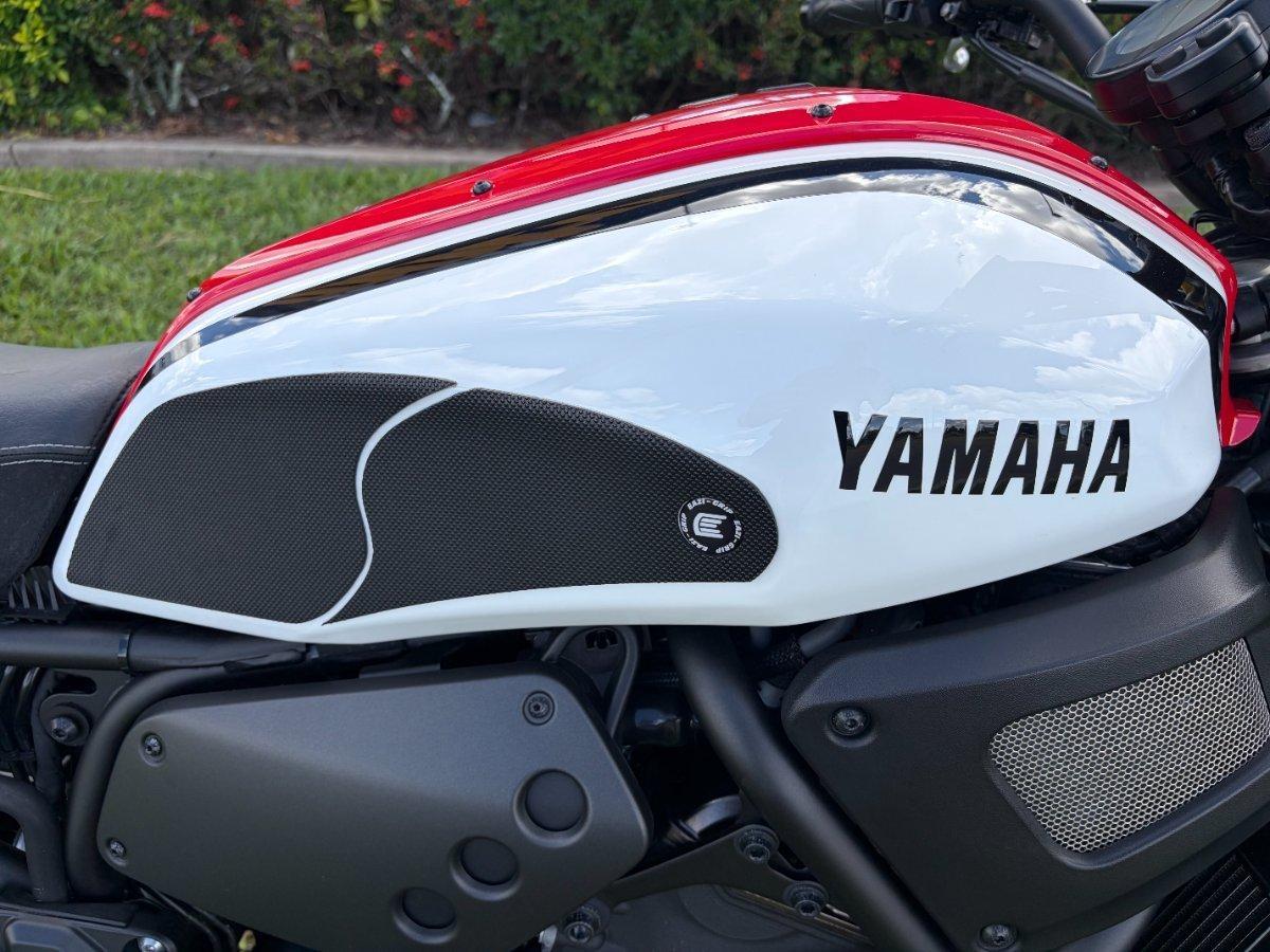 2021 YAMAHA XSR700 ROAD