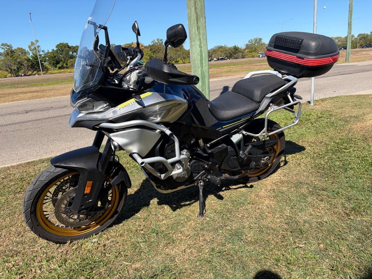 2022 CF MOTO 800MT TOURING DUAL SPORTS