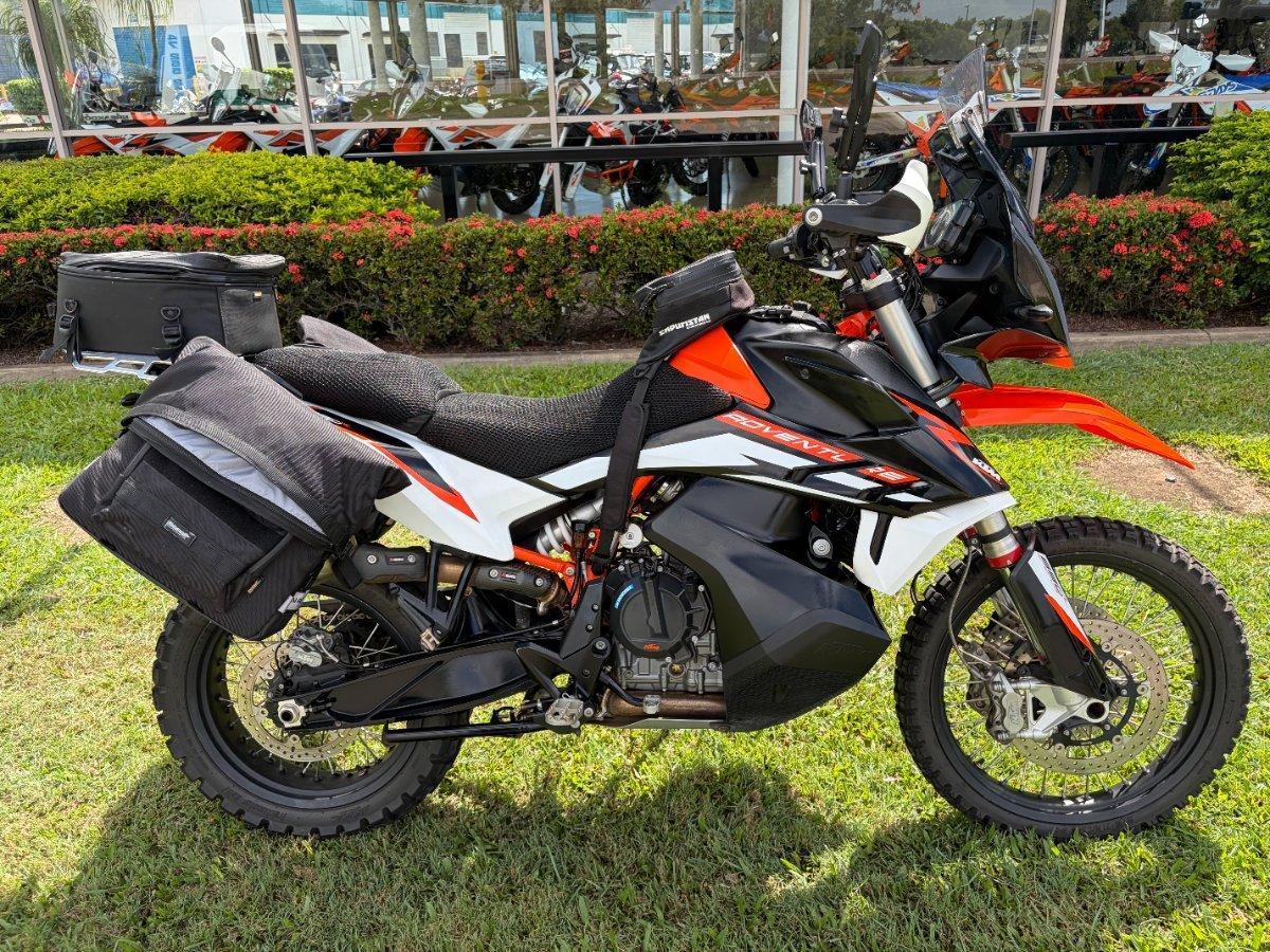 2021 KTM 890 ADVENTURE R DUAL SPORTS