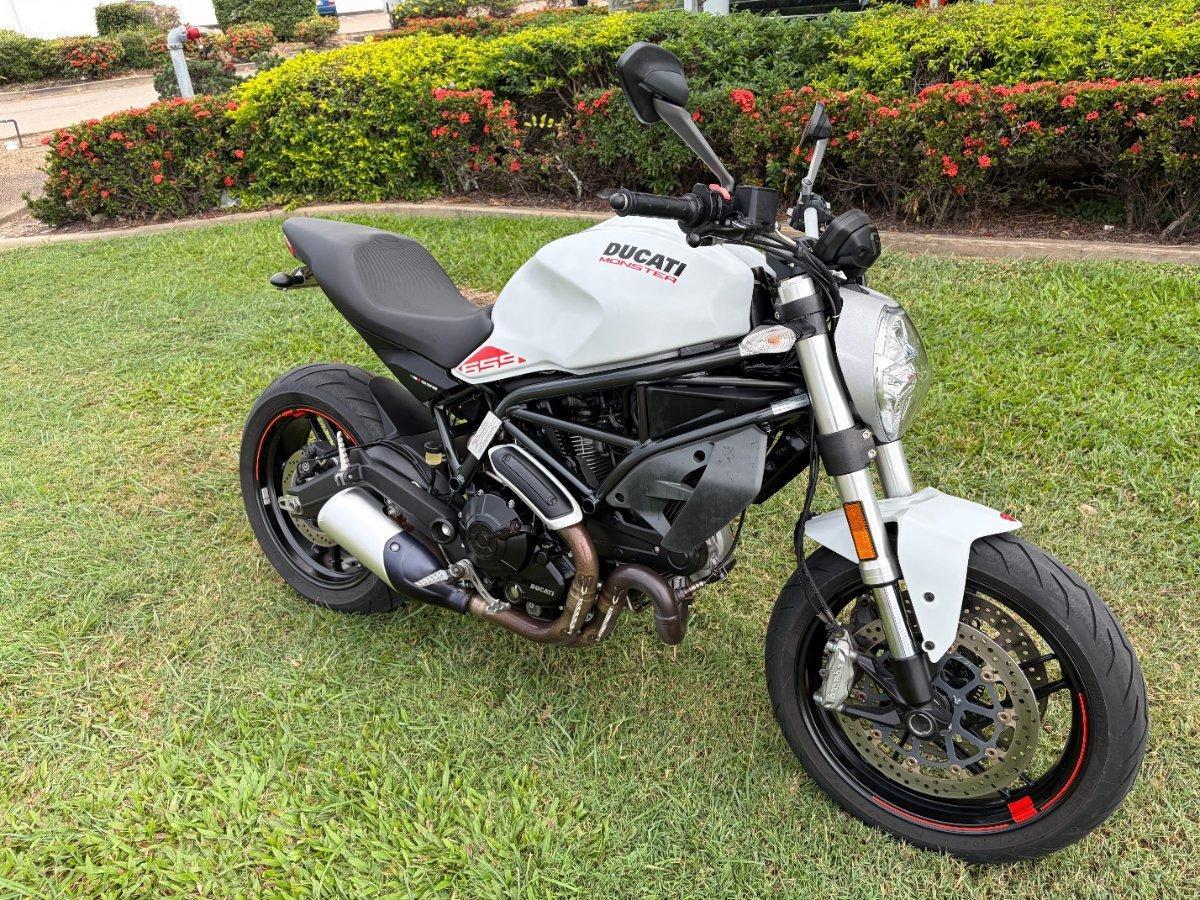 2021 DUCATI MONSTER 659 (WHITE) ROAD