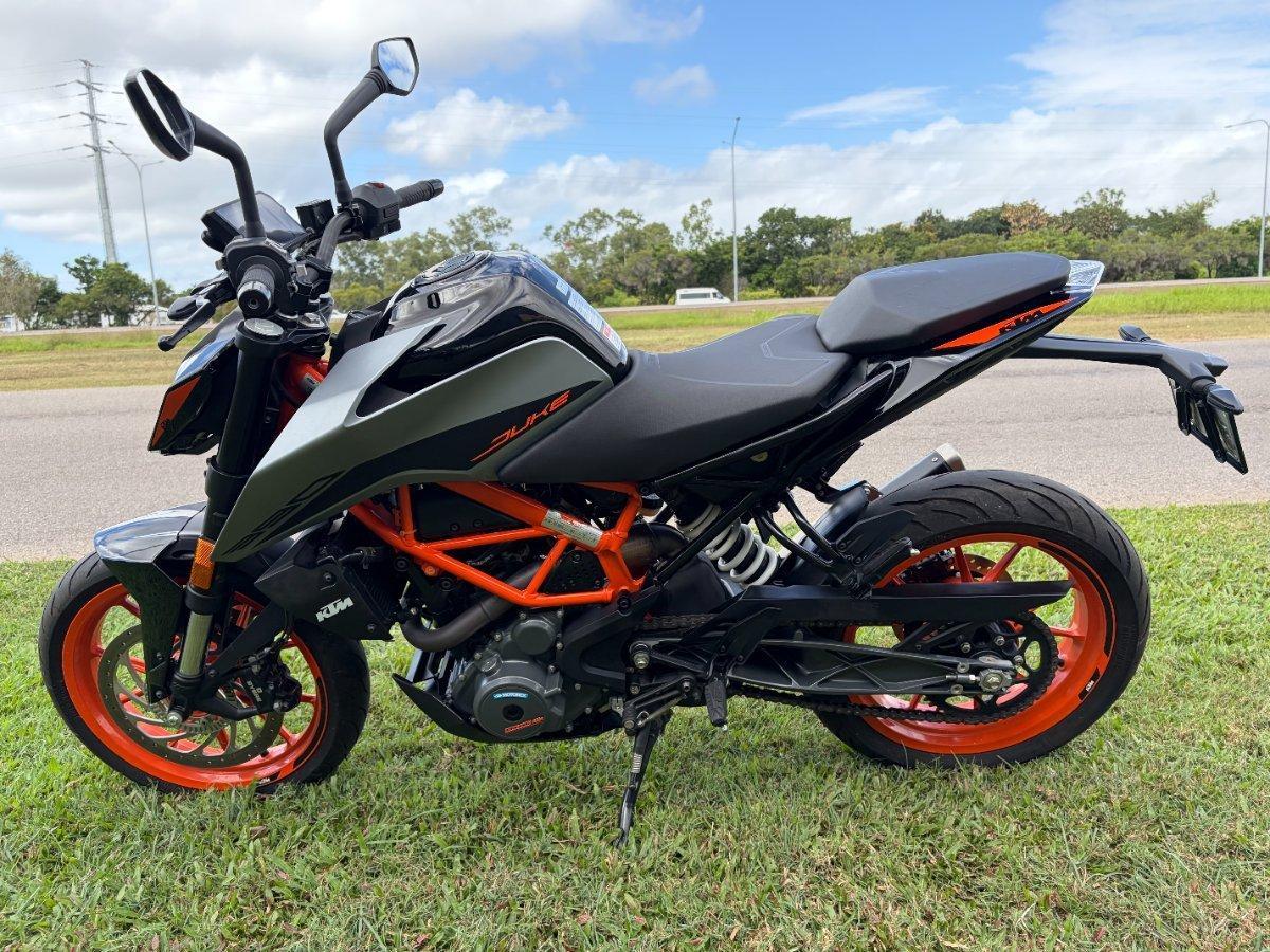 2021 KTM 390 DUKE ROAD