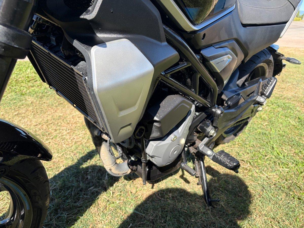 2023 CF MOTO 300 CL-X ROAD