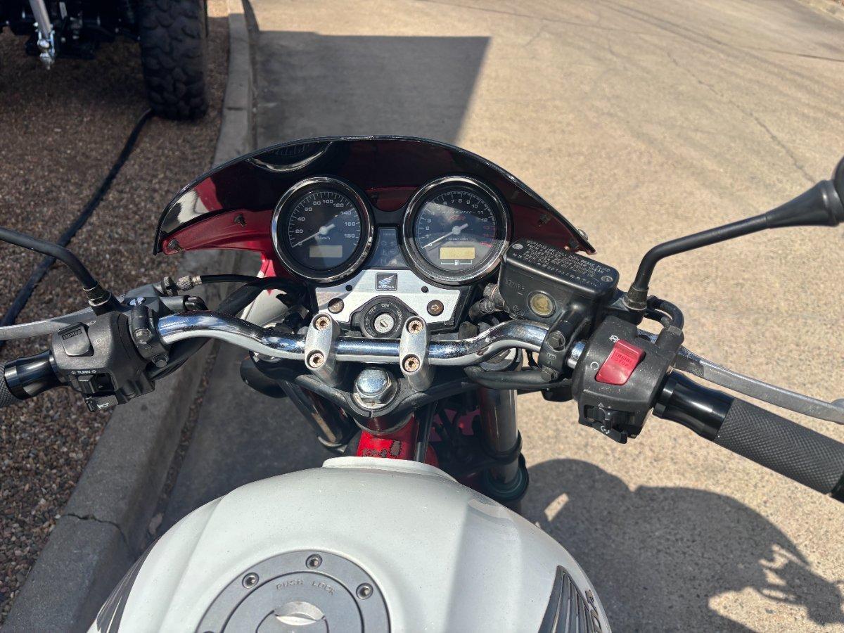 2011 HONDA CB400 ROAD