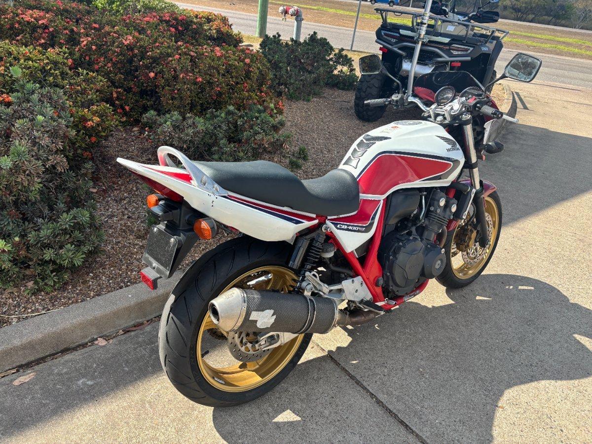 2011 HONDA CB400 ROAD