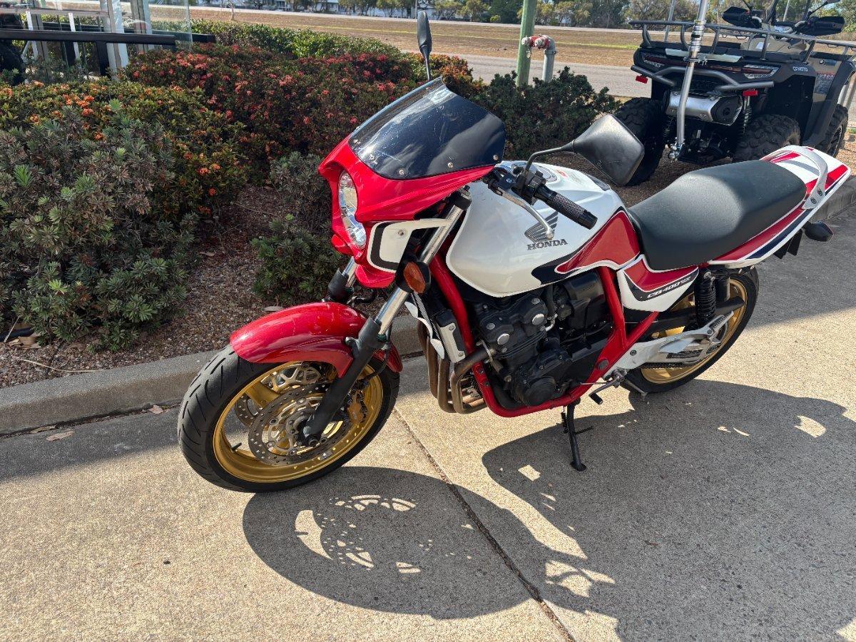 2011 HONDA CB400 ROAD