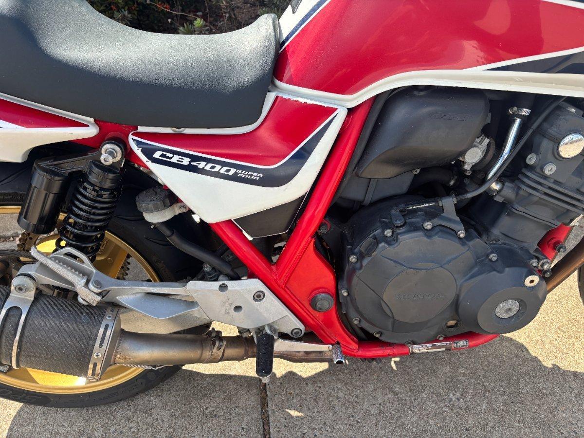 2011 HONDA CB400 ROAD