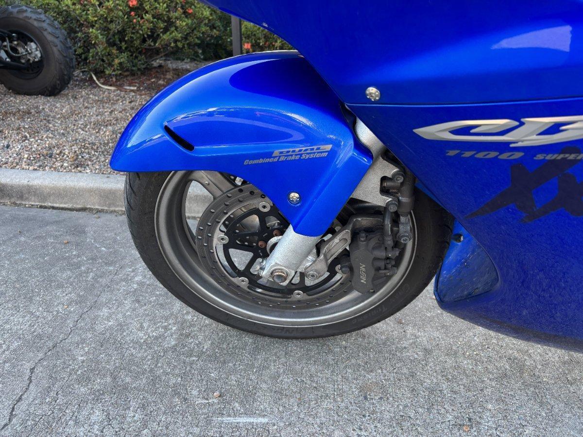 2005 HONDA CBR1100XX (SUPER BLACKBIRD) SPORTS