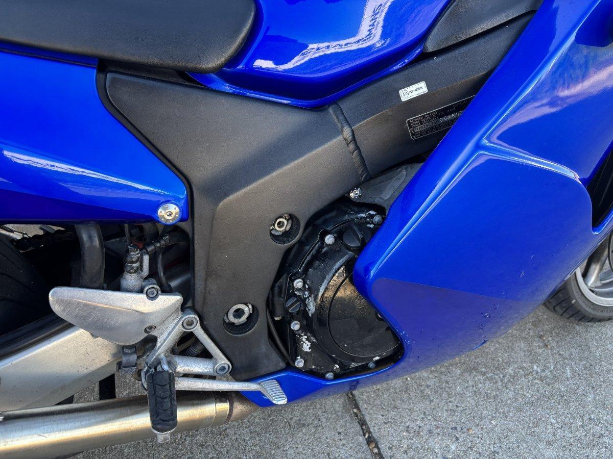 2005 HONDA CBR1100XX (SUPER BLACKBIRD) SPORTS