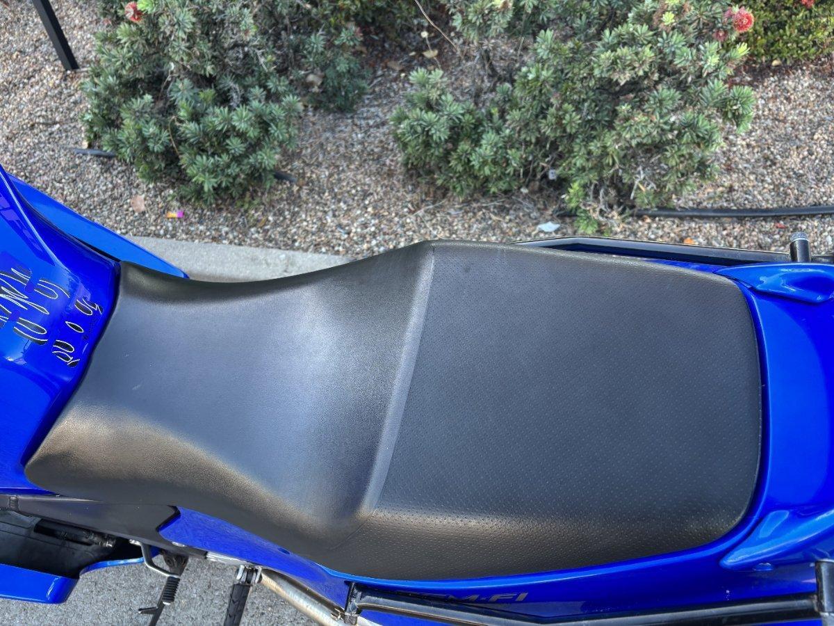 2005 HONDA CBR1100XX (SUPER BLACKBIRD) SPORTS