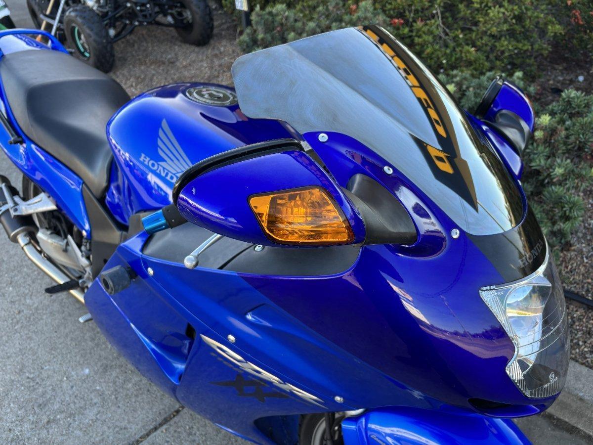 2005 HONDA CBR1100XX (SUPER BLACKBIRD) SPORTS