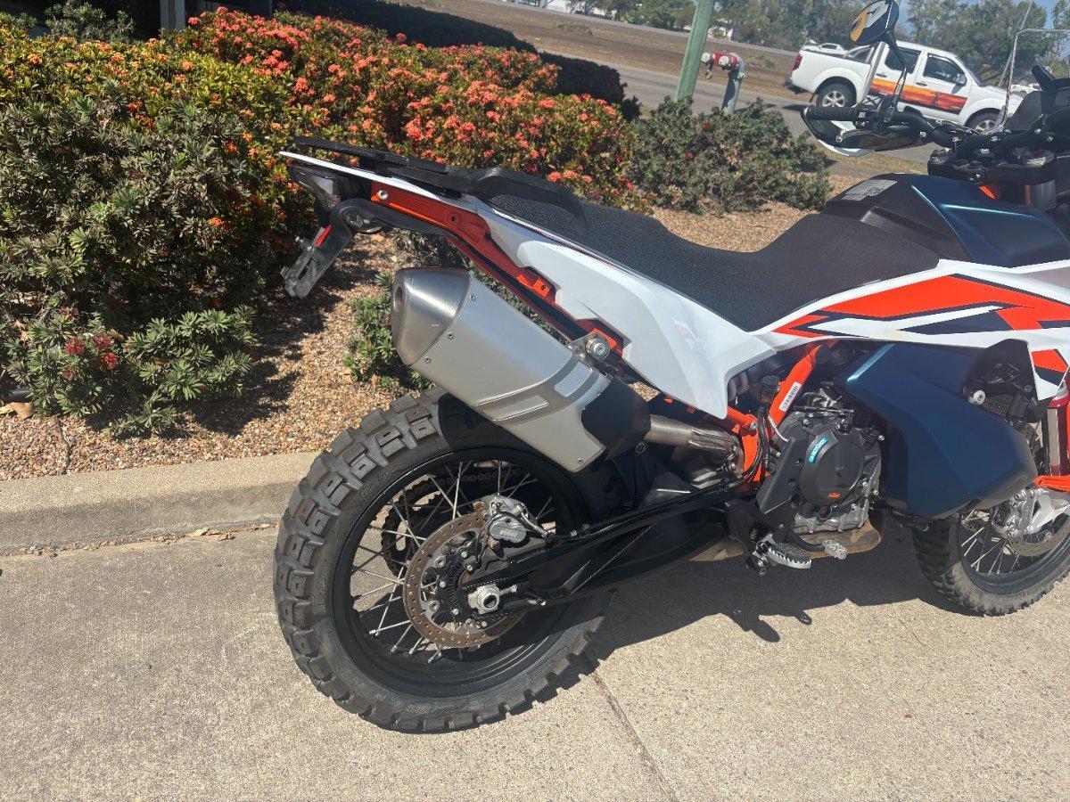 2023 KTM 890 ADVENTURE R DUAL SPORTS