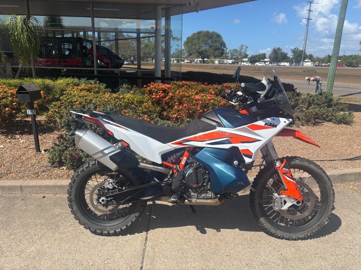 2023 KTM 890 ADVENTURE R DUAL SPORTS