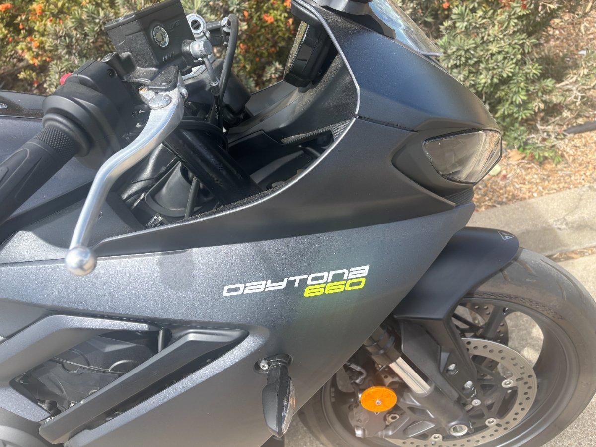 2025 TRIUMPH DAYTONA 660 (LAMS) ROAD