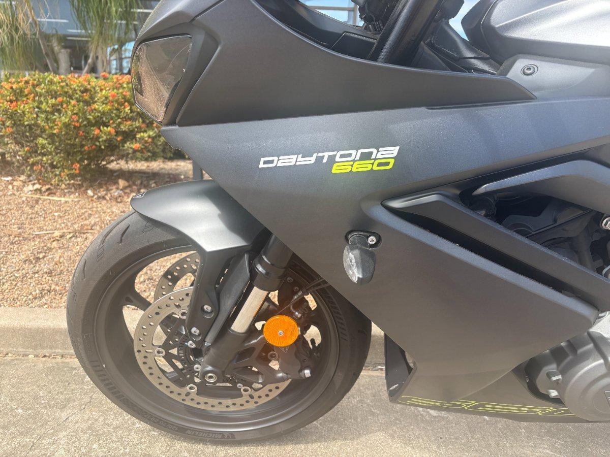 2025 TRIUMPH DAYTONA 660 (LAMS) ROAD